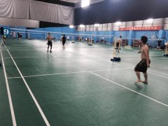 东莞市卡瑞奇磁电科技有限公司举行羽毛球活动