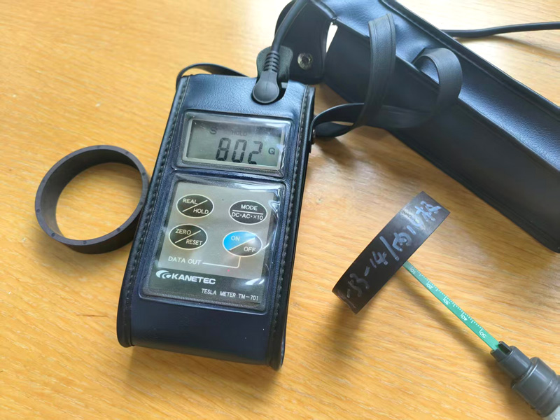 高斯计的读数是越大还是越小好？