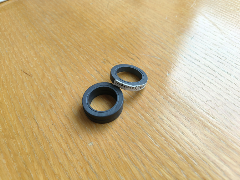 径向外充20极烧结铁氧体磁环 30.8x21.3x5mm