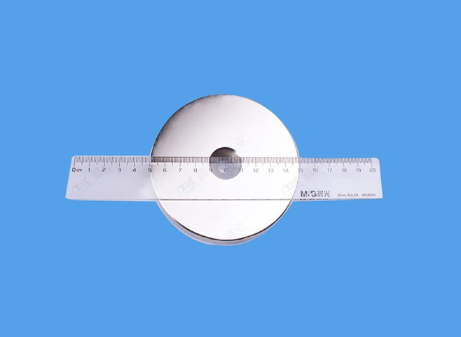 直径100mm环形沉孔磁铁(图片 报价 定制)